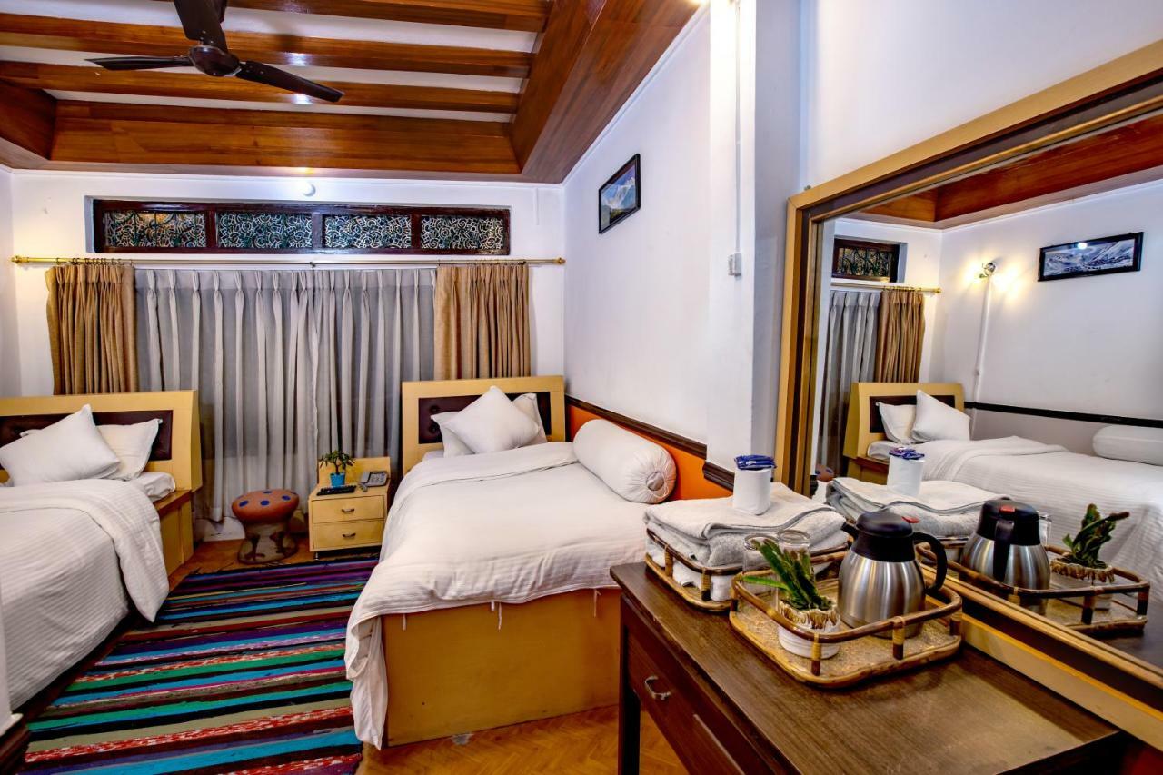 Shangrila Boutique Hotel Катманду Екстер'єр фото