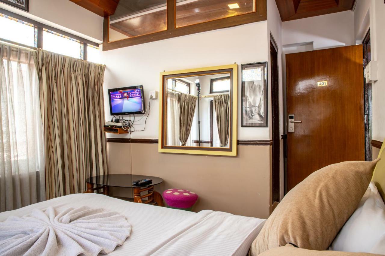 Shangrila Boutique Hotel Катманду Екстер'єр фото
