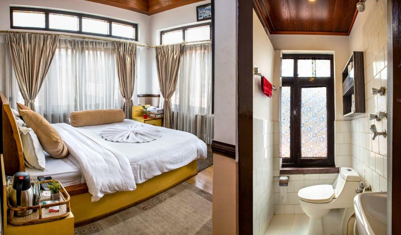 Shangrila Boutique Hotel Катманду Екстер'єр фото