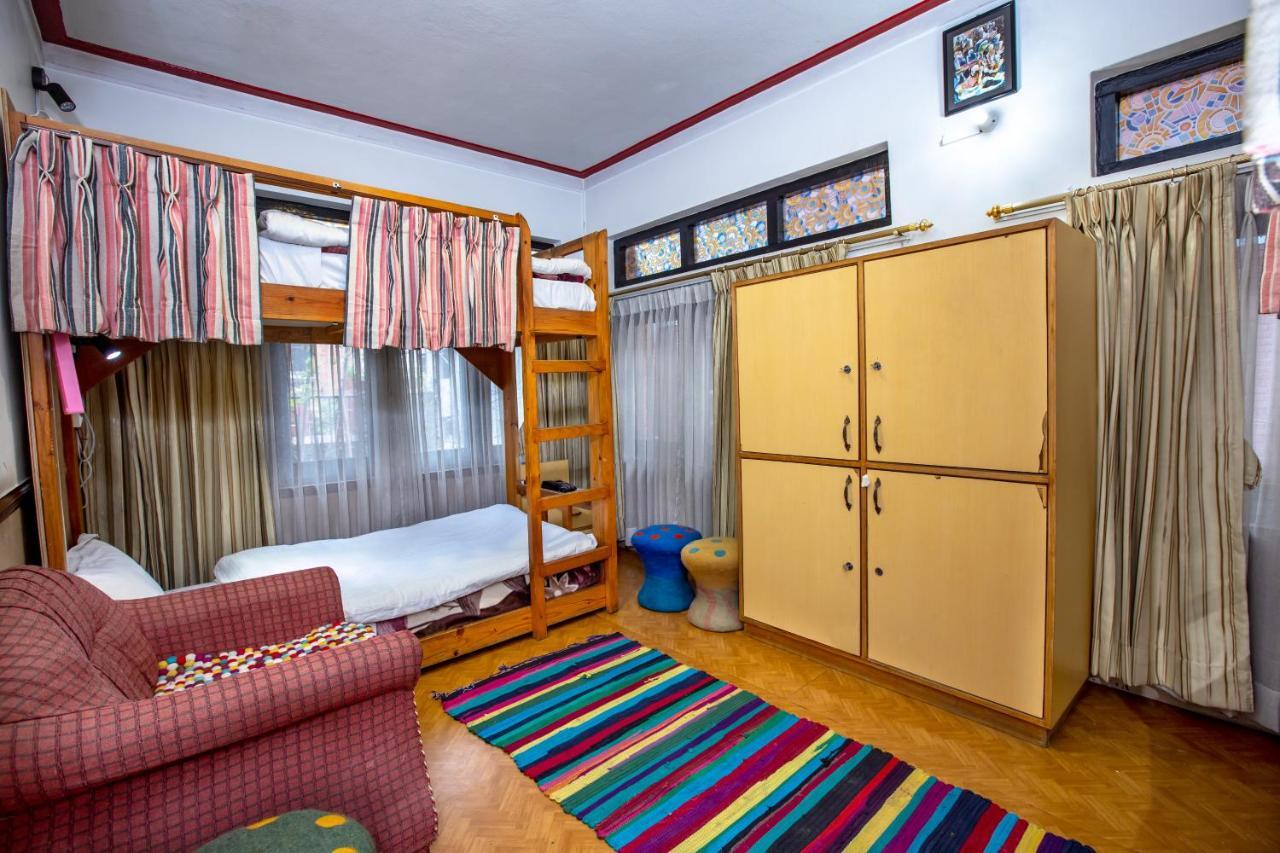 Shangrila Boutique Hotel Катманду Екстер'єр фото
